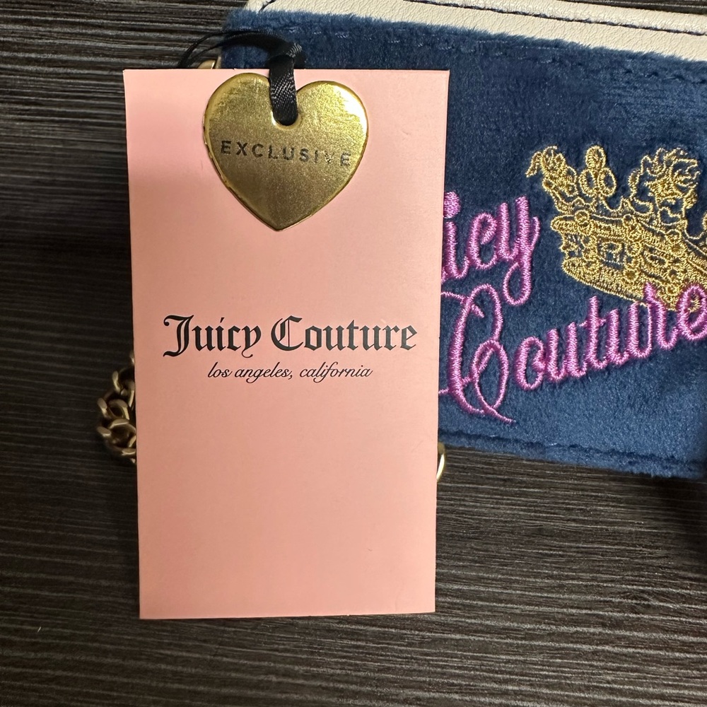 NWT The Key to Juicy "Regal Blue" Wallet w/Pink & Gold Detail Chain & Lip Balm - Picture 4 of 7